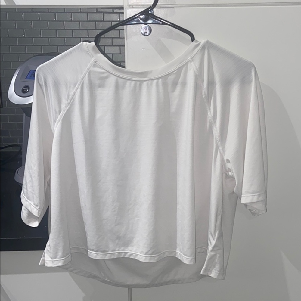 Fabletics Cropped Work out Tee